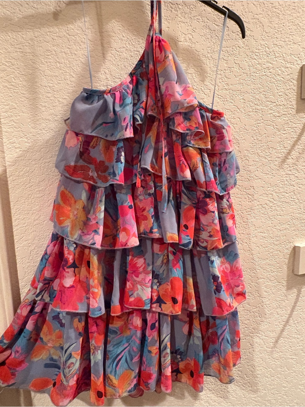 Halter ruffle dres